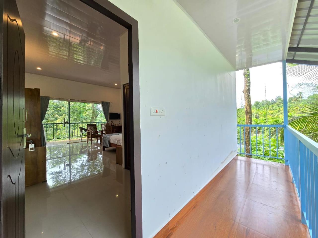 Green Aura Hotel Sultan Bathery Exterior photo
